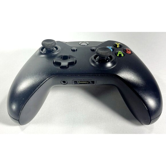 Microsoft Xbox One Wireless Black Controller Model 1697 Tested - Picture 3 of 10